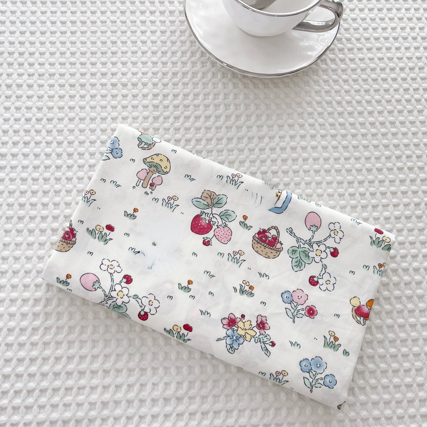 160x50cm Floral Rabbit Cotton Twill Printed Fabric Bedding Handmade Finish Curtain and Tablecloth Cloth
